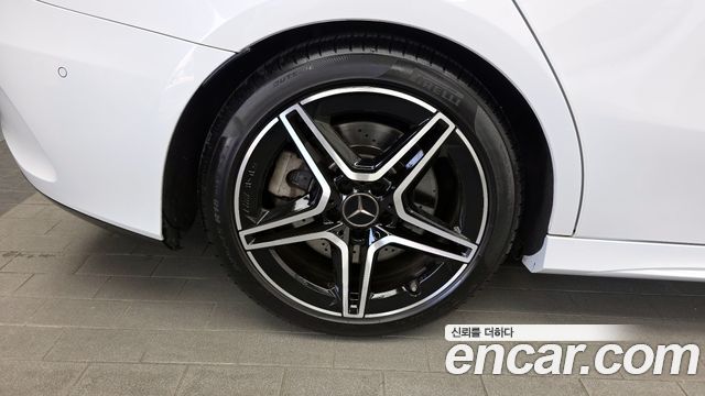 Mercedes-Benz A-Class AMG A35 4MATIC Sedan
