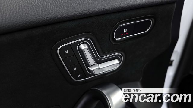 Mercedes-Benz A-Class AMG A35 4MATIC Sedan
