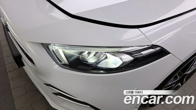 Mercedes-Benz A-Class AMG A35 4MATIC Sedan