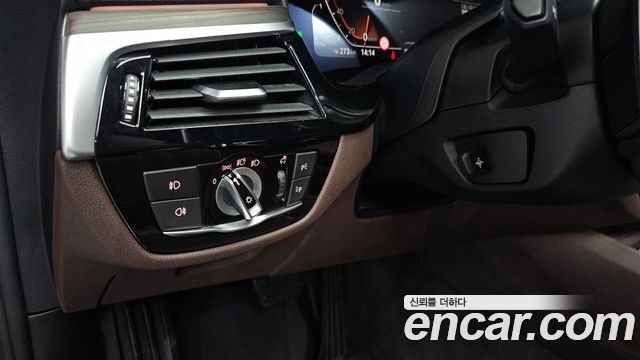 BMW 6Series GT (G32) 620d Luxury