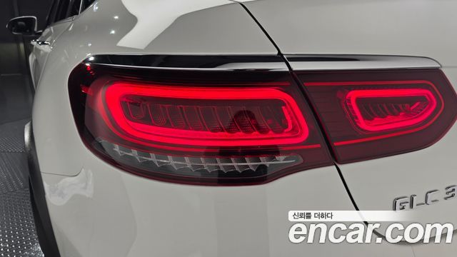 Mercedes-Benz GLC-Class GCL300 4MATIC Coupe