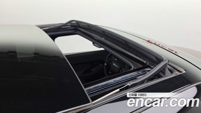 Land Rover Range Rover Evoque P250 Dynamic SE