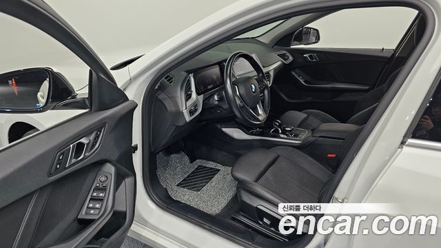 BMW 1-Series 118d Joy