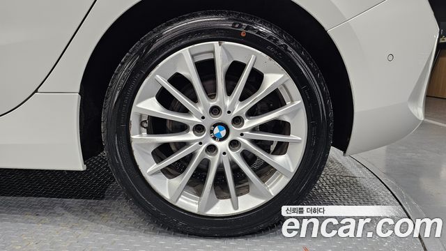 BMW 1-Series 118d Joy