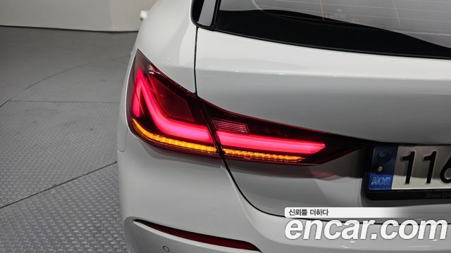 BMW 1-Series 118d Joy