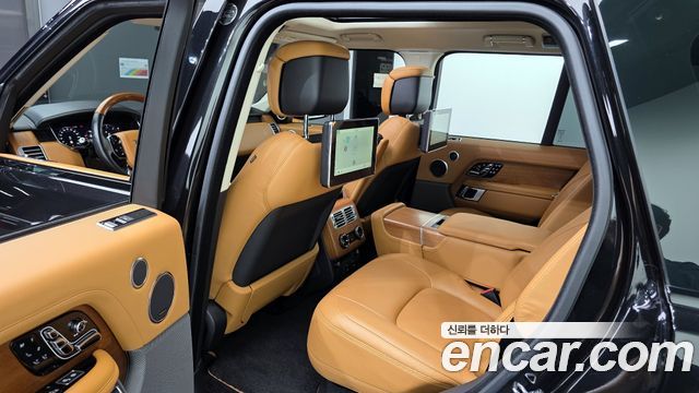Land Rover Reinjirobeo 4Sedae 4.4 SDV8 AB DIESEL