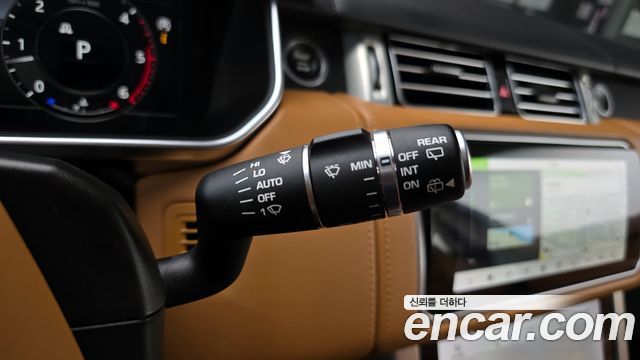 Land Rover Reinjirobeo 4Sedae 4.4 SDV8 AB DIESEL