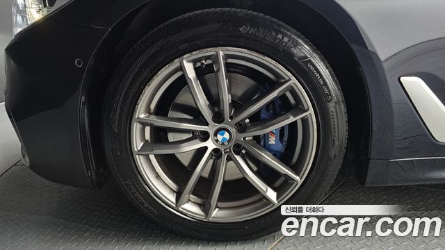 BMW 5-Series 530i M Sport Package