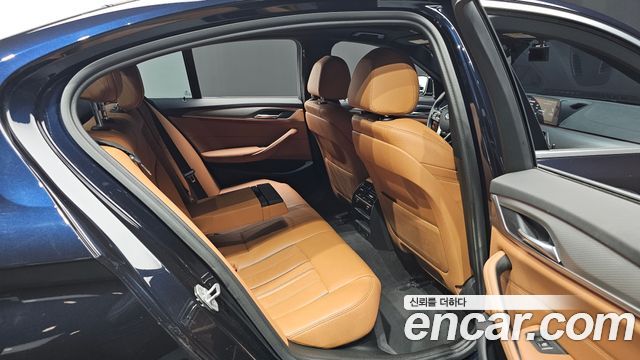 BMW 5-Series 530i M Sport Package