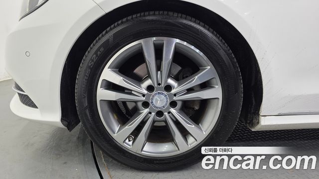 Mercedes-Benz E-Class E220 Bluetec Avantgarde