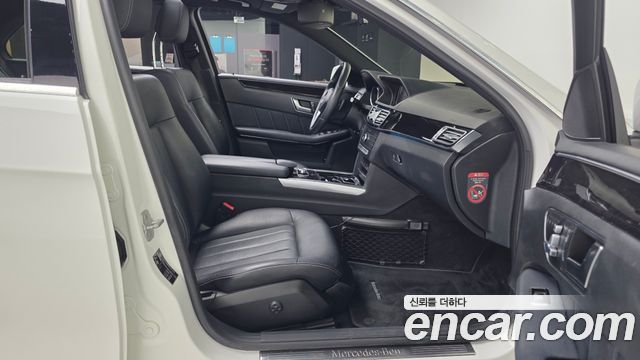Mercedes-Benz E-Class E220 Bluetec Avantgarde