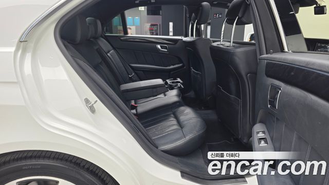 Mercedes-Benz E-Class E220 Bluetec Avantgarde