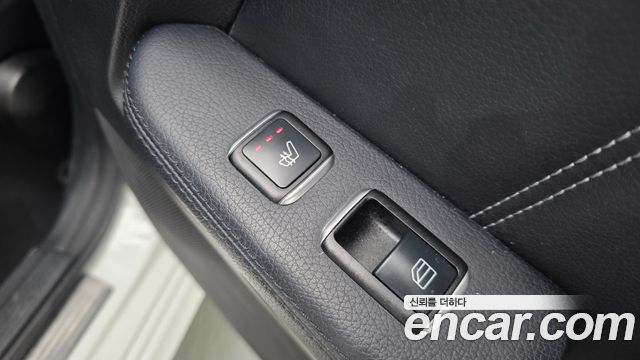 Mercedes-Benz E-Class E220 Bluetec Avantgarde