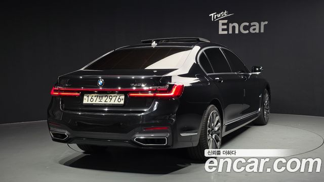 BMW 7-Series 740Li xDrive M Sport Package