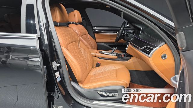 BMW 7-Series 740Li xDrive M Sport Package