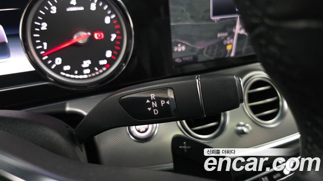 Mercedes-Benz E-Class E300 Avantgarde
