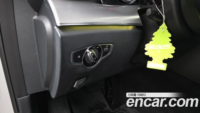 Mercedes-Benz E-Class E300 Avantgarde
