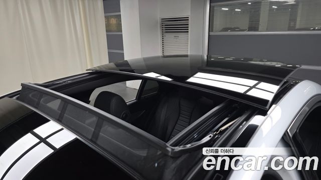 Mercedes-Benz E-Class E300 Avantgarde