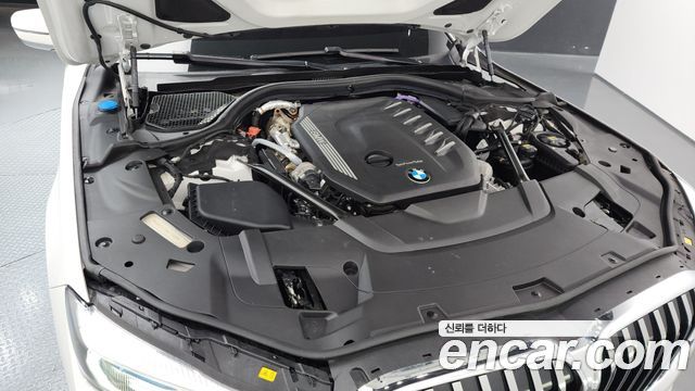 BMW 7-Series 740d xDrive Design Pure Excellence