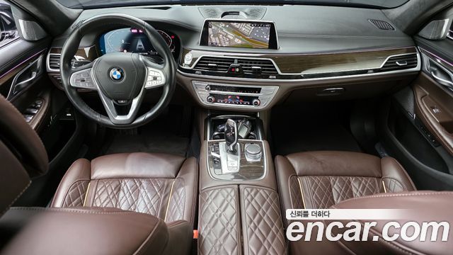 BMW 7-Series 740Li xDrive Design Pure Excellence