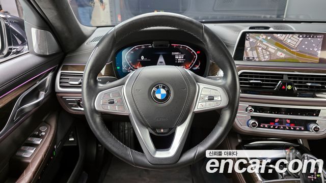 BMW 7-Series 740Li xDrive Design Pure Excellence