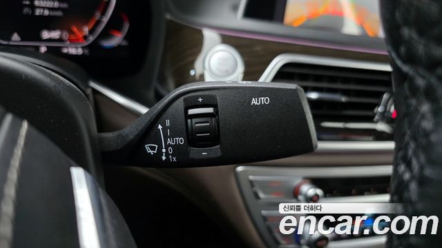 BMW 7-Series 740Li xDrive Design Pure Excellence