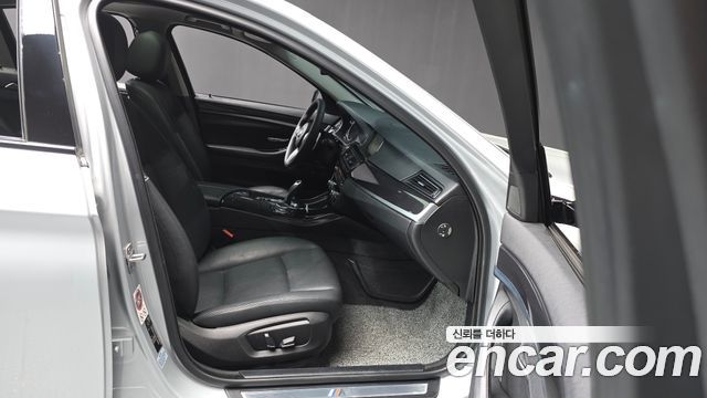 BMW 5-Series 520d xDrive M Aero Dynamic