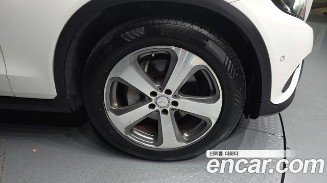 Mercedes-Benz GLC-Class GLC220 d 4MATIC Premium