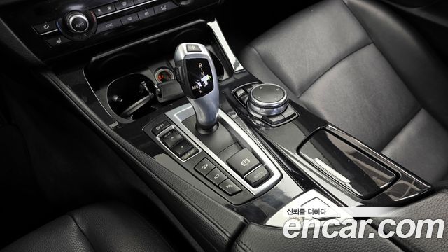BMW 5-Series 520d xDrive M Aero Dynamic