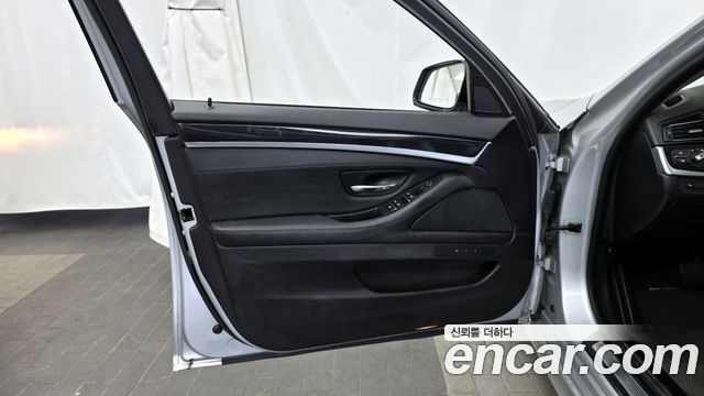 BMW 5-Series 520d xDrive M Aero Dynamic
