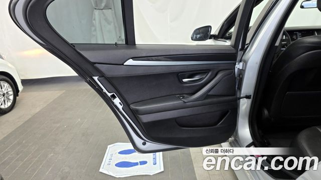 BMW 5-Series 520d xDrive M Aero Dynamic