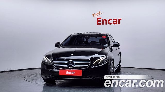 Mercedes-Benz E-Class E300 Avantgarde