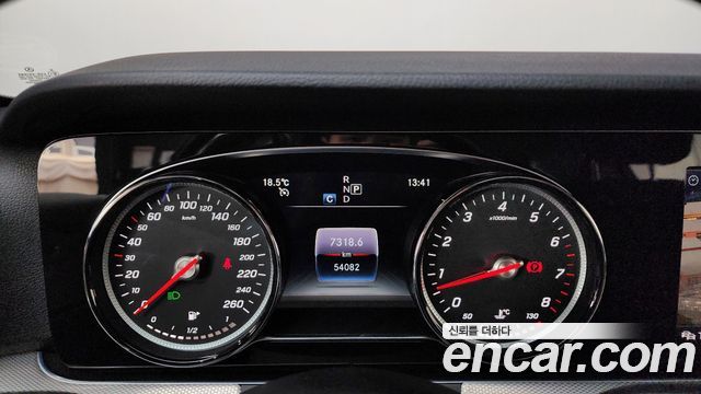 Mercedes-Benz E-Class E300 Avantgarde
