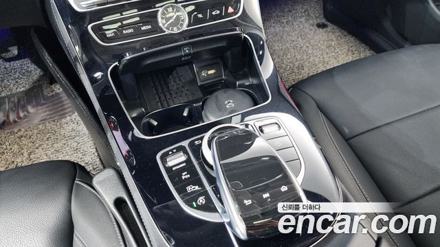 Mercedes-Benz E-Class E300 Avantgarde