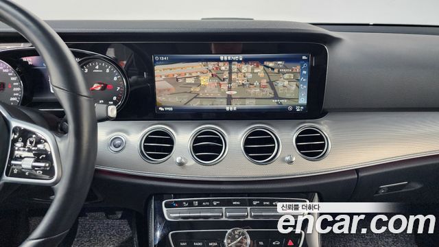 Mercedes-Benz E-Class E300 Avantgarde