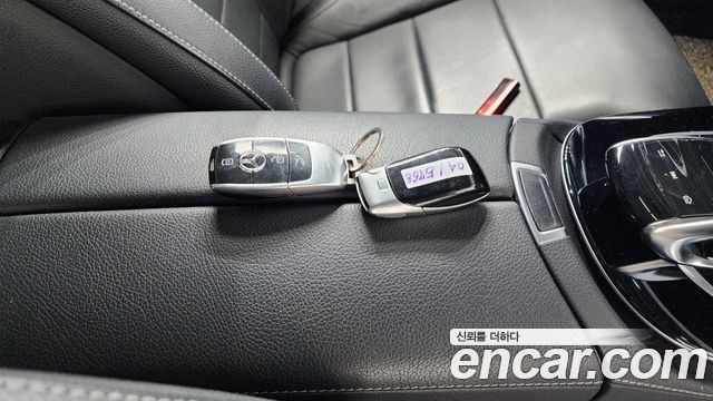 Mercedes-Benz E-Class E300 Avantgarde