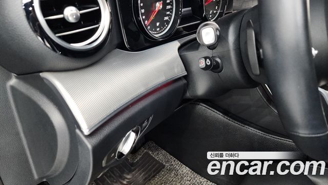 Mercedes-Benz E-Class E300 Avantgarde