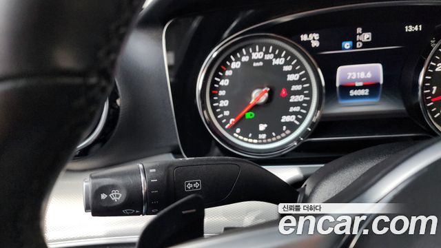 Mercedes-Benz E-Class E300 Avantgarde