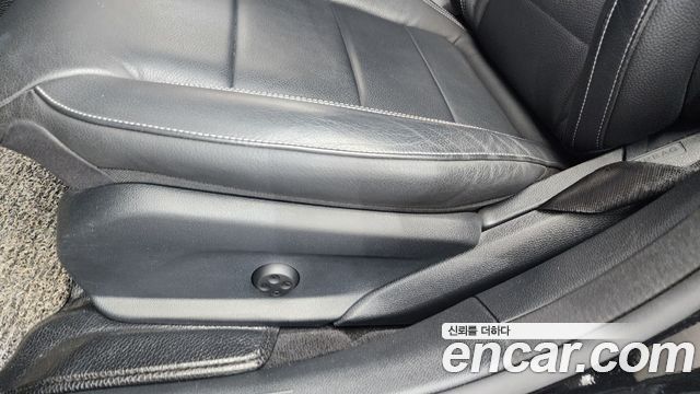 Mercedes-Benz E-Class E300 Avantgarde
