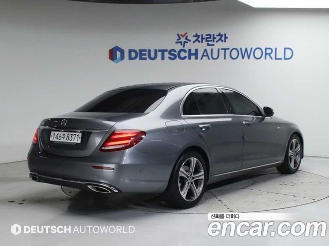 Mercedes-Benz E-Class E300 Avantgarde
