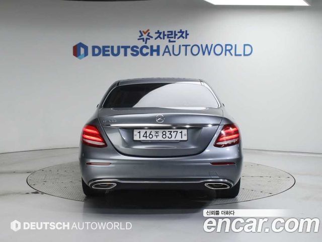 Mercedes-Benz E-Class E300 Avantgarde