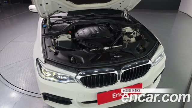 BMW 5-Series 520d M Sport package