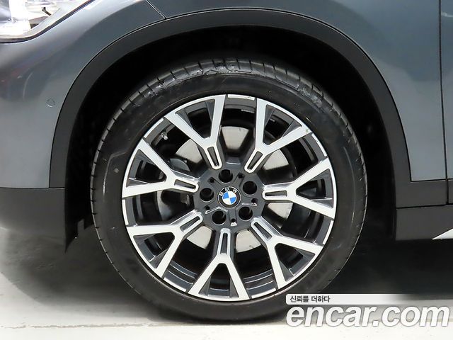 BMW X1 xDrive 20i xLine