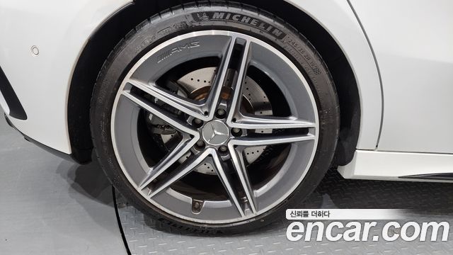 Mercedes-Benz A-Class AMG A45 4MAITC+ Hatchback