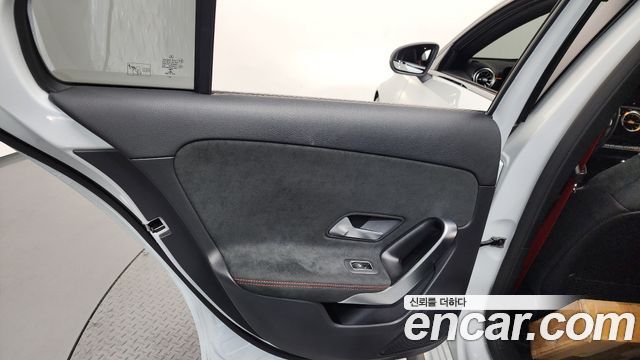 Mercedes-Benz A-Class AMG A45 4MAITC+ Hatchback