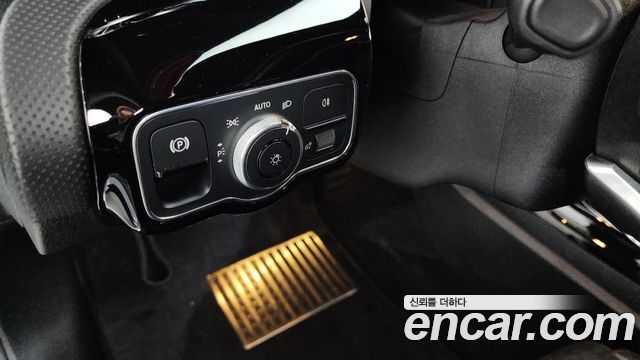 Mercedes-Benz A-Class AMG A45 4MAITC+ Hatchback