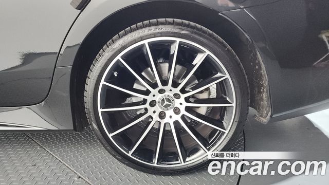 Mercedes-Benz CLS-Class CLS400d 4MATIC AMG Line