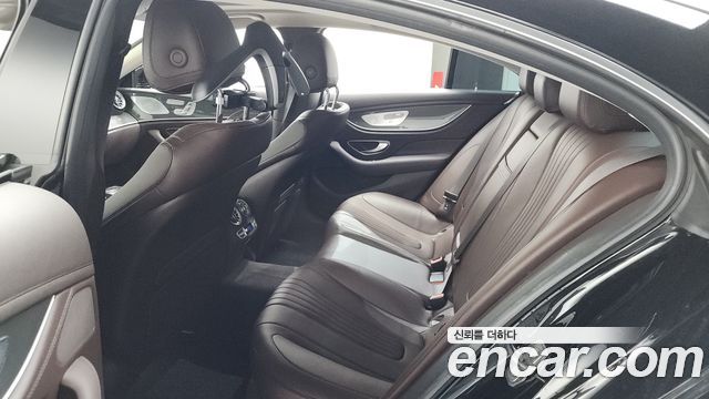Mercedes-Benz CLS-Class CLS400d 4MATIC AMG Line