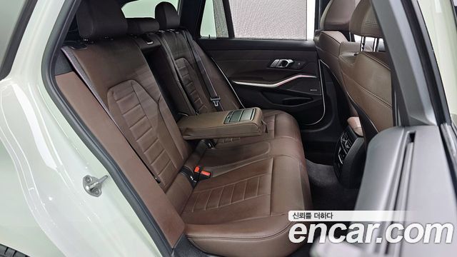 BMW 3-Series M340i xDrive Touring Pro