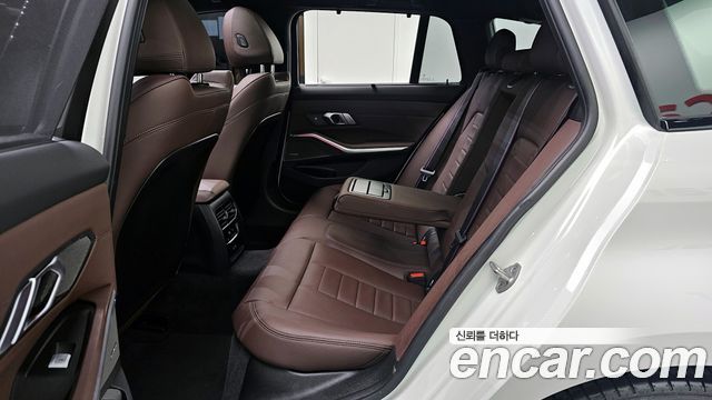 BMW 3-Series M340i xDrive Touring Pro